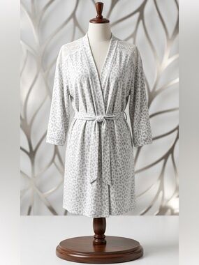 Tahari Snakeskin Print Lace Accent Belted Robe Kimono Large